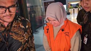 dayang-donna-ditahannnn.jpg