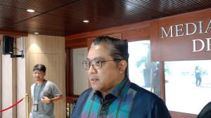 dede-soalllll-maung.jpg
