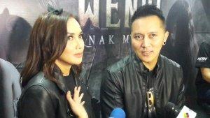 demian-aditya-bareng-istri.jpg