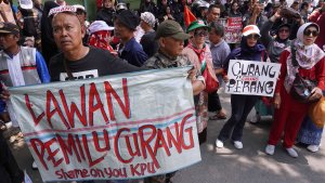 demo-gaum-tolak-kecurangan-pemilu_20240227_194835.jpg