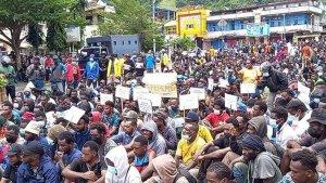 demo-tolak-daerah-otonomi-baru-di-kampus-uncen.jpg