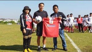 direktur-sepak-bola-garuda-select-dennis-wise.jpg