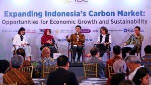 diskusi-mengembangkan-pasar-karbon-indonesia.jpg