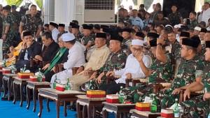doa-bersamaaaaa-tni.jpg
