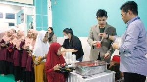 edo-membagikan-ratusan-hidangan-hangat-dari-produk-edo.jpg