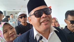 emak-emakkkkk-sorakiii-hakim.jpg
