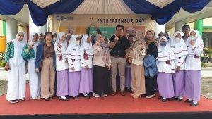 exhibitoion-di-tarakan.jpg