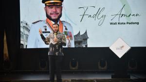 fadly-amran-walkot-padang.jpg