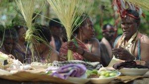 festival-egek-i-suku-moi-di-kabupaten-sorong.jpg