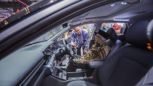 fransiscus-soerjopranoto-chief-operating-officer-pt-hyundai-motors-indonesia-dan-wapres.jpg