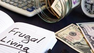 frugal-living-bisa-diartikan-gaya-hidup-yang-cermat-dan-hemat.jpg
