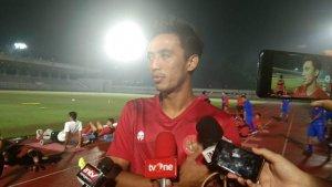 gelandang-milik-barito-putra-bayu-pradana-saat-diwawancarai.jpg