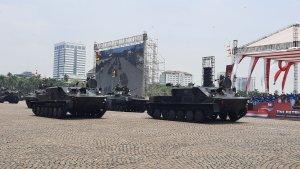 gladi-bersih-hut-tni-ke-78-di-monas.jpg