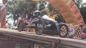 grage-group-menurunkan-tim-di-ajang-balap-jadul-bertajuk-lomba-kotak-peti-sabun.jpg