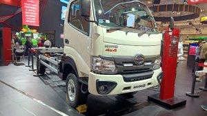 hino-microbus-115-sdbl-4x4.jpg