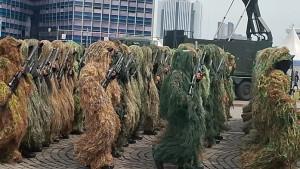 hut-tni-9-atraksiiiii.jpg