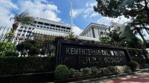 i-menunda-registarasi-pelantikan-dan-pemeriksaan-keseh-GEDUNG-KEMENDAGRI.jpg