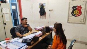 ibu-pelaku-penganiayaan-di-Batam445.jpg