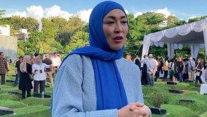 ibunda-angelina-sondakh.jpg