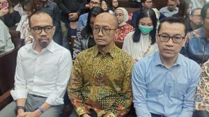idang-perkara-korupsi-tata-kelola-minyak-mentah-dan-produk-kilang-321.jpg