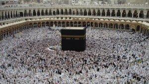 ilustrasi-jemaah-mengelilingi-kabah-di-mekkah-arab-saudi.jpg