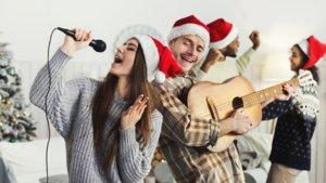 ilustrasi-natal-di-rumah-2.jpg