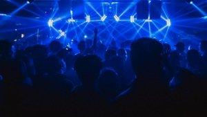 ilustrasi-party.jpg