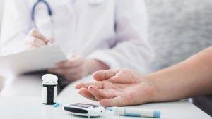 ilustrasi-pemeriksaan-diabetes-9.jpg