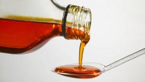 ilustrasi-sirup-obat-batuk.jpg