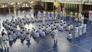 instruktur-dari-japan-karate-association-world-federation-seizo-izumiya-shihan.jpg