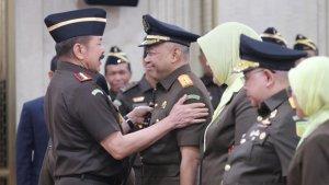 jaksa-agung-st-burhanuddin-melantik-mantan-jamdatun-feri-wibisino-sebagai-wakil-jaksa-agung.jpg