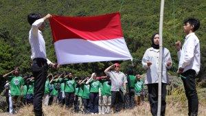 kajol-ganjar-menggelar-apel-atau-upacara-kemerdekaan-indonesia-bersama.jpg