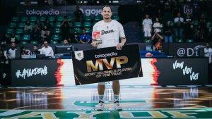 kaleb-ramot-gemilang-sukses-meraih-gelar-mvp-ibl-2023.jpg