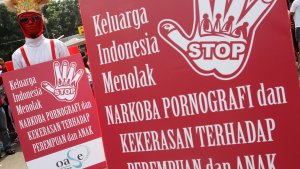 kampanye-stop-narkoba-pornografi-dan-kekerasan-anak_20160904_203459.jpg