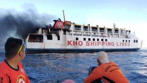 kapal-feri-mv-esperanza-star-filipina-terbakar-76ti.jpg
