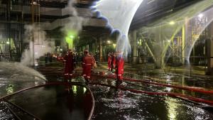 kebakaran-kilang-pertamina-dumai-998.jpg