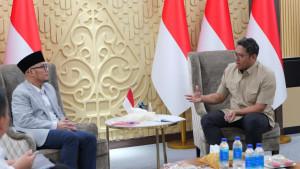kementan-haji-umroh-610.jpg