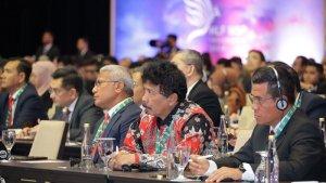 kepala-badan-pembinaan-ideologi-pancasila-bpip-kh-yudian-wahyudi-memberikan-apresiasi.jpg