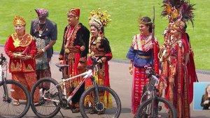 kesang-hingga-sri-mulyani-mendapat-sepeda.jpg