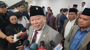 ketua-dpd-ri-la-nyalla-mattalitti-321.jpg