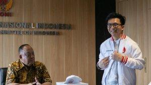 ketua-umum-koni-pusat-marciano-norman-saat-menyaksikan-penandatanganan-not.jpg