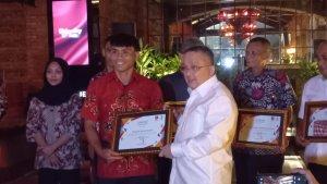 ketua-umum-pengurus-pusat-persatuan-gulat-seluruh-indonesia.jpg
