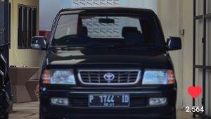 kijang-lgx-2002.jpg