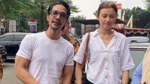 kimberly-ryder-edward-akbar-damai-2.jpg