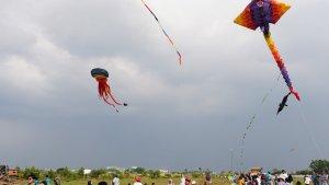 kite-festival-2023-festival-layangan-hias-terbesar.jpg