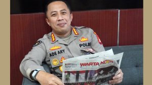 kombes-ade-ary-syam-indradi-kabid-humas-polda-metro-jaya_20240122_225419.jpg