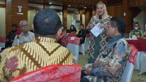 komisi-x-dpr-ri-puji-terobosan-mbak-ita-dalam-meningkatkan-literasi-masyarakat.jpg