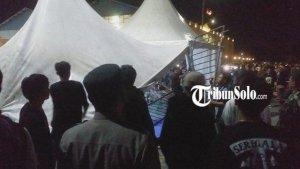 konser-musik-dont-stop-take-your-dream-di-de-tjolomadoe-karanganyar.jpg