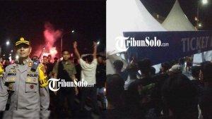 konser-musik-ricuh-di-de-tjolomadoe-karanganyar-konser-ricuh.jpg