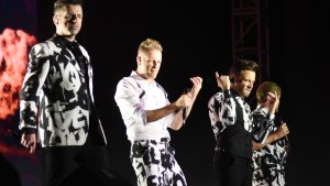 konser-westlife-the-wild-dreams-tour-2022-di-surabaya_20220925_222815.jpg